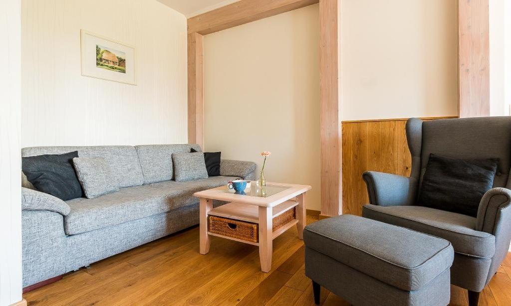 Haus Schilfkante - Wohnung 2 Wieck Bagian luar foto