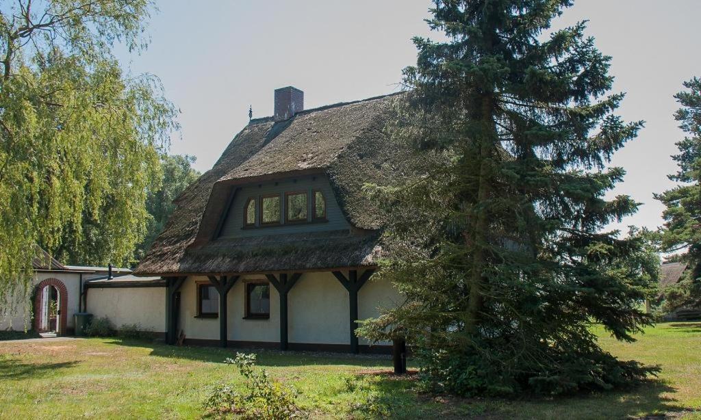 Haus Schilfkante - Wohnung 2 Wieck Bagian luar foto